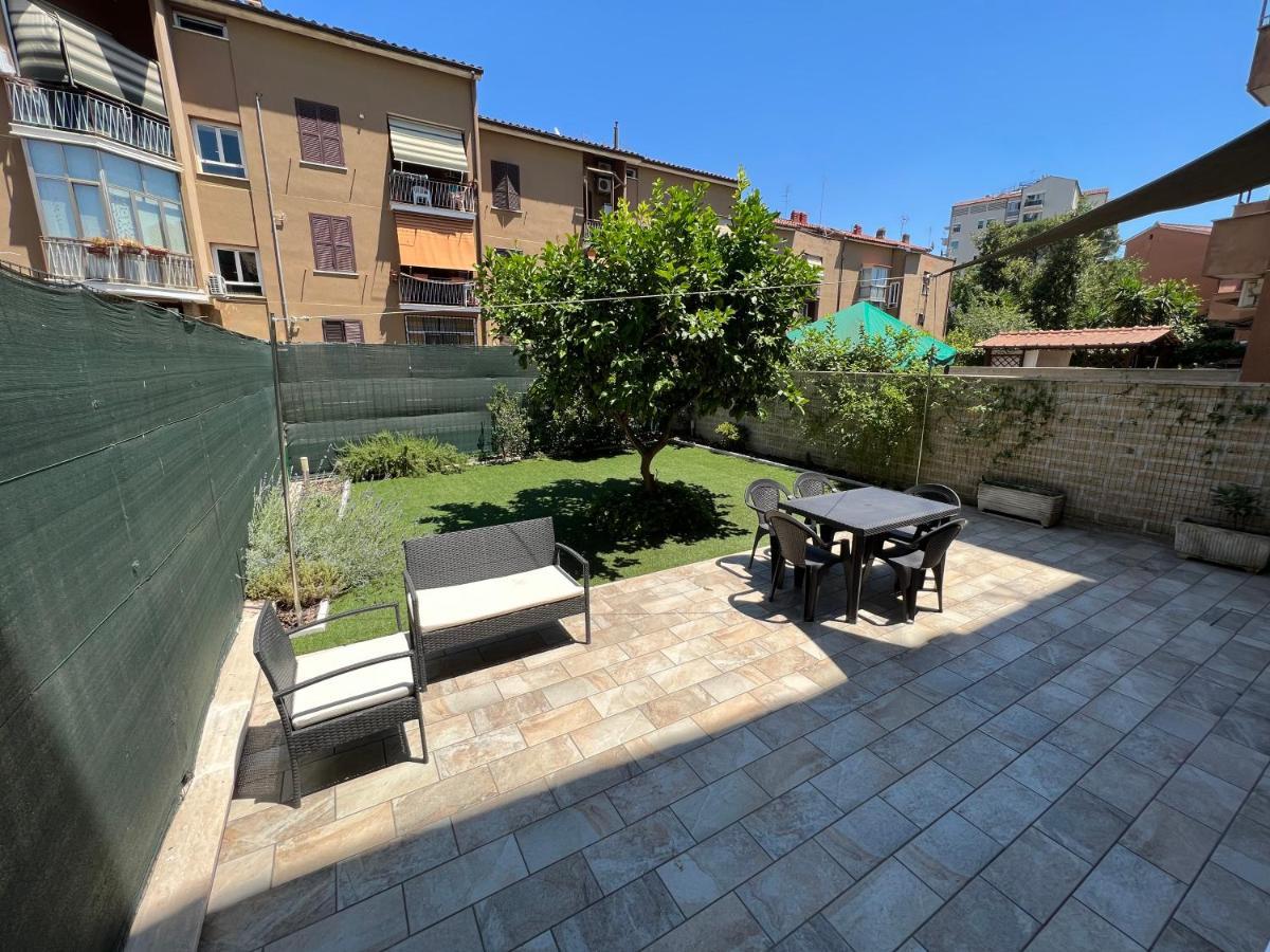 Casa Paestum. Your Wonderful Garden In Ρώμη Εξωτερικό φωτογραφία